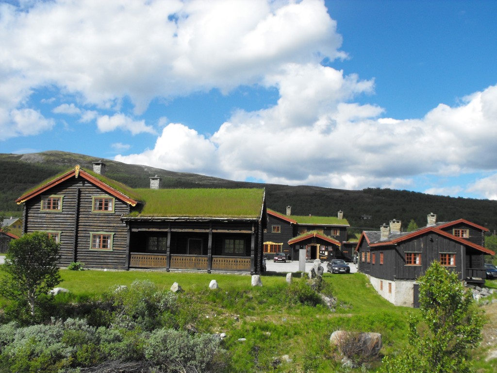 hotel inmontanga strada per dombas